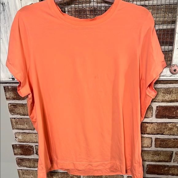 Athleta Tops - Athleta Vibrant Orange Short Sleeve Tee